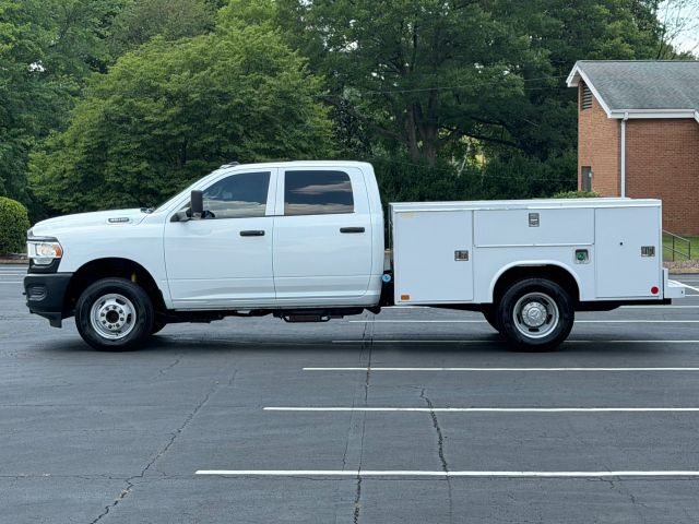 ram ram 3500 chassis cab 2019 3C7WRTCLXKG692387 image ram ram 3500 chassis cab 2019 3C7WRTCLXKG692387 image